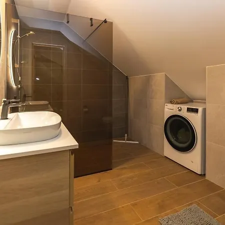 Modern With Sauna & Hot Tub HIIUMAA