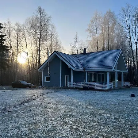 וילה Modern With Sauna & Hot Tub